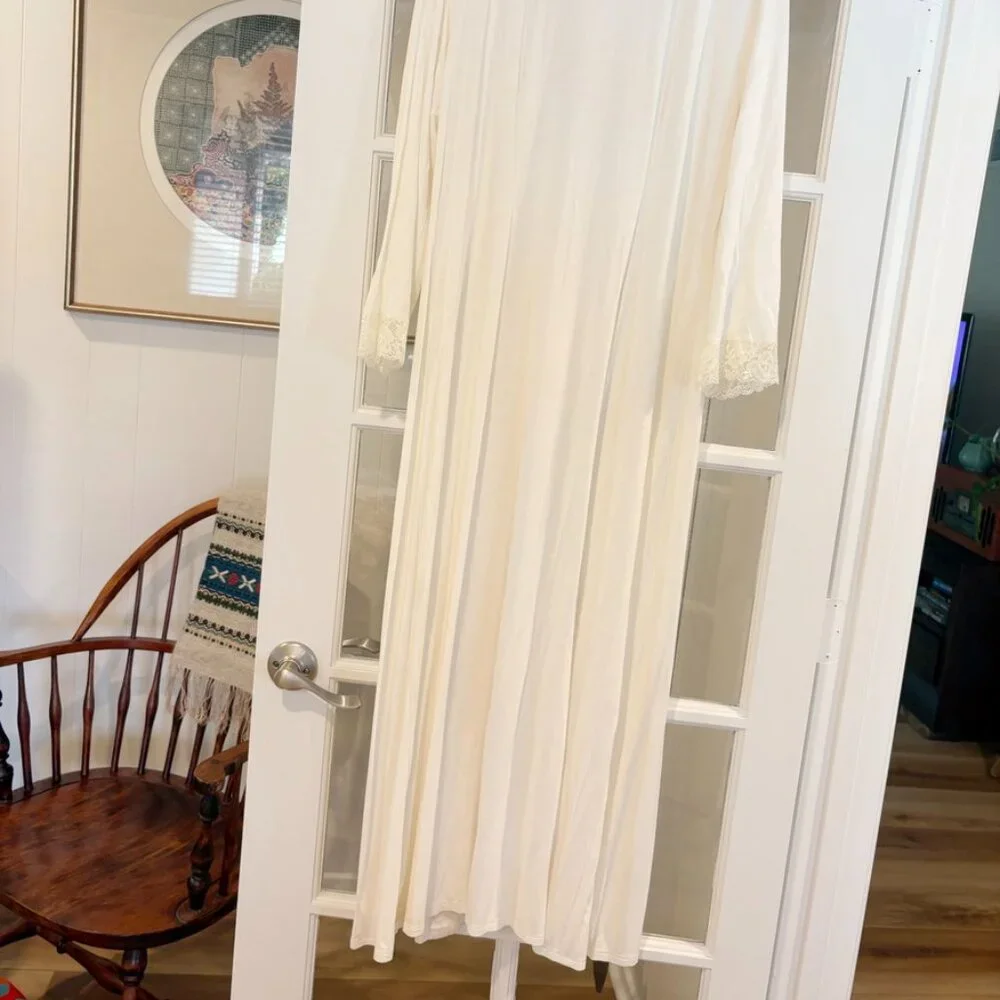 Soma Intimates Robe - Picture 6 of 6